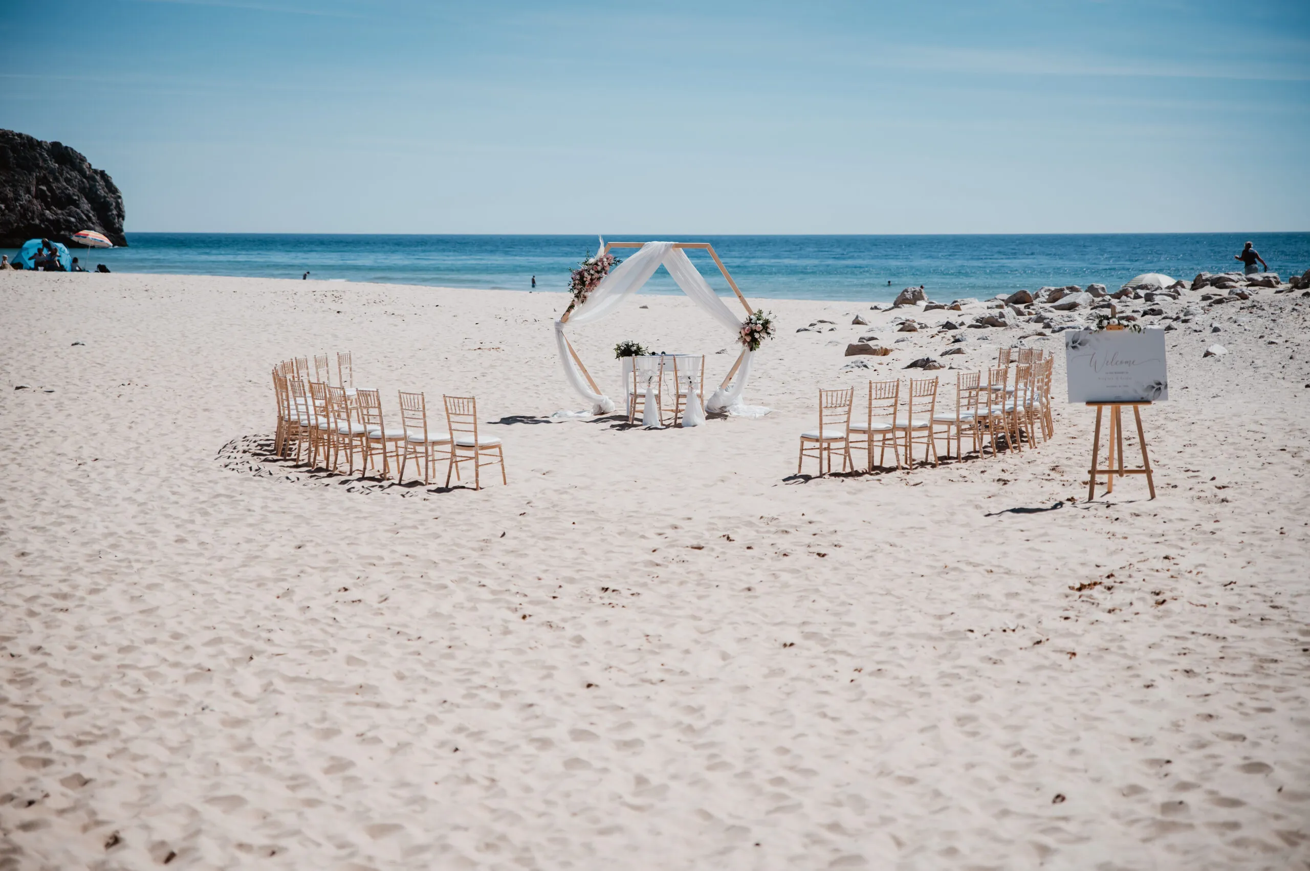 Beach wedding on the Algarve